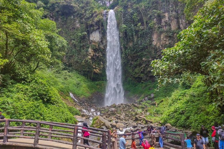 Grojogan Sewu Karanganyar Tawangmangu
